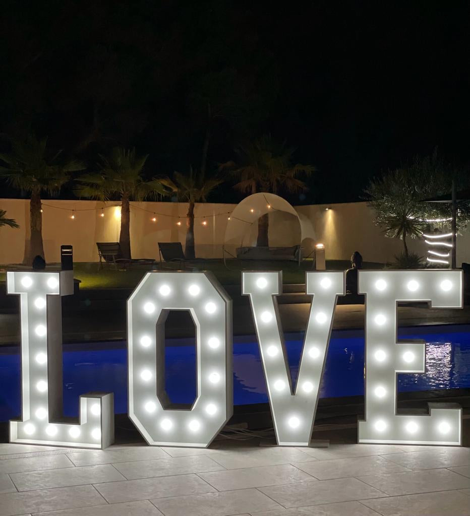 βLOVEβ